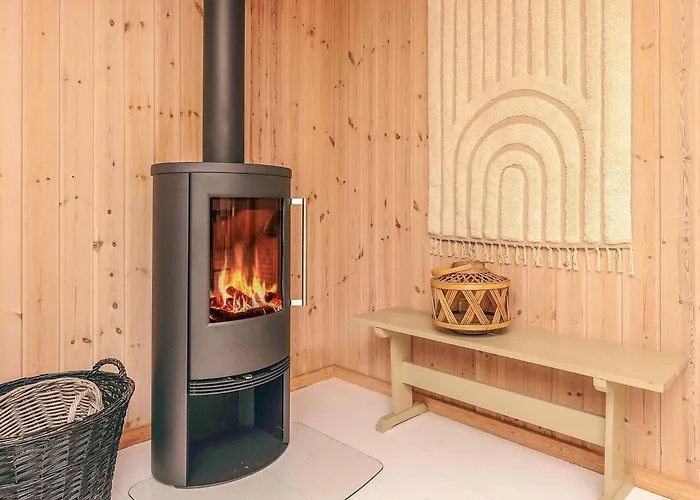 Hébergement de vacances Coastal With A Hot Tub